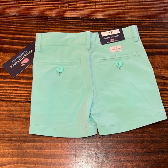 NWT Vineyard Vines Boys’ Breaker Shorts - Picture 3 of 4
